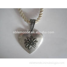 High Quality Fashion Beautiful Cheap Bavaria Necklace, Heart Shape Necklace
